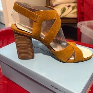 Antonio Melani Pelham Heel Sandal Golden Amber 9.5